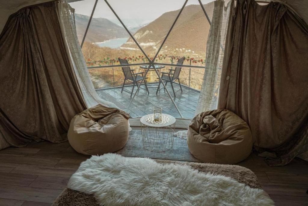 Luxury tent Lakeviewglamp